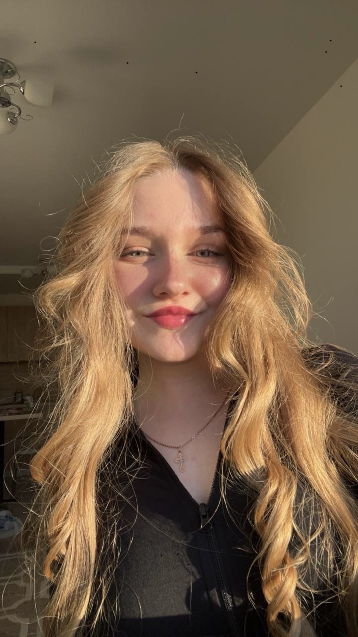Участник DASHOHKA ,женщина ,19,  | НашЧат.РФ