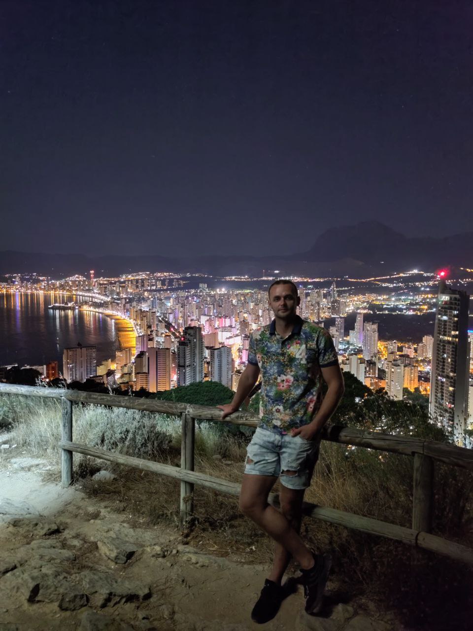 Участник NIKOLA777(2) ,мужчина  Chisinau | НашЧат.РФ