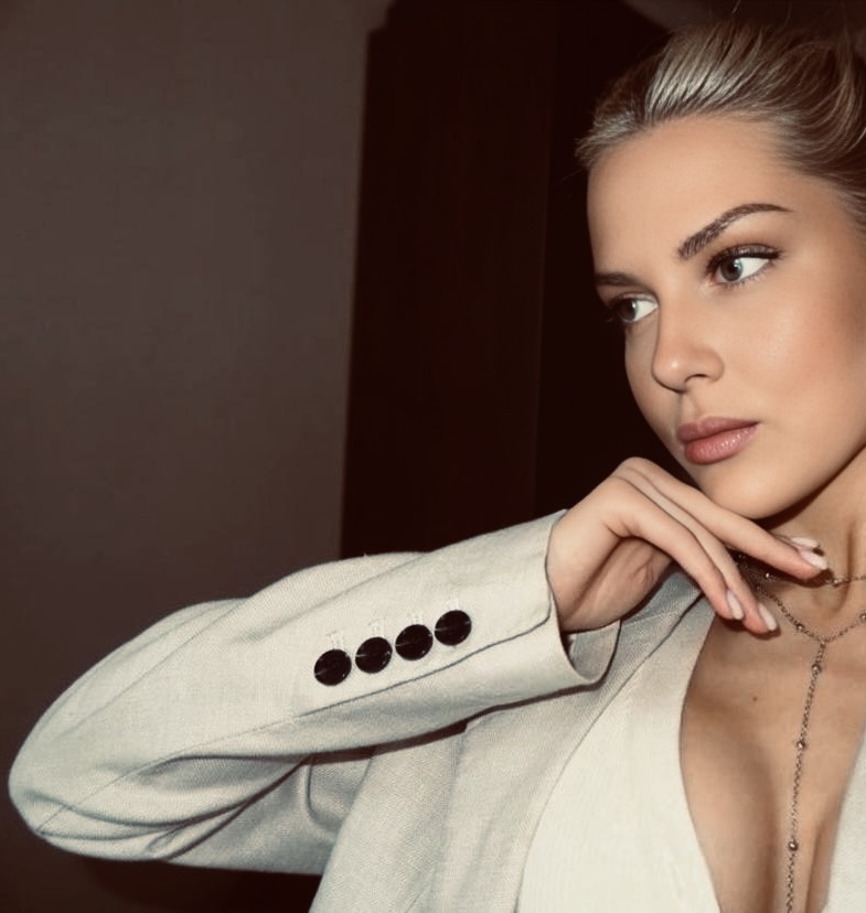 Участник KRISTA ,женщина   | НашЧат.РФ