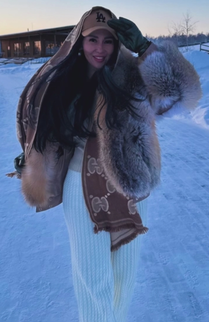 Участник AZI777 ,женщина ,28,  | НашЧат.РФ