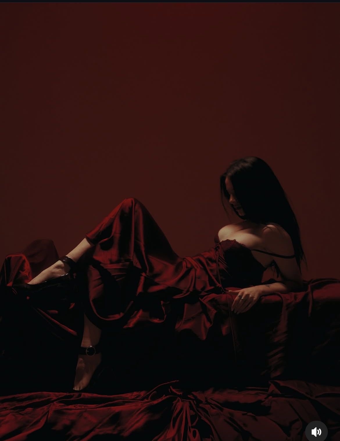 Участник HIROSIMA ,женщина  Uray | НашЧат.РФ