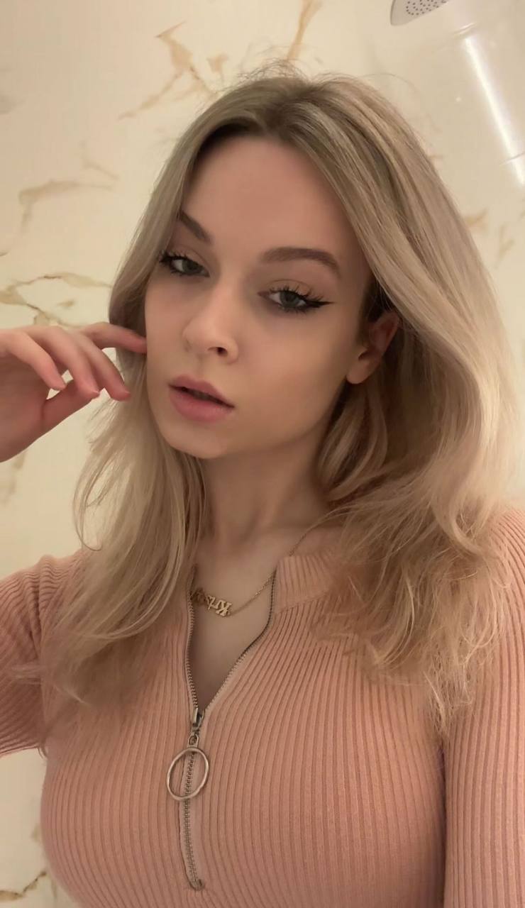 Участник KRISTINA_VN ,женщина ,23,  | НашЧат.РФ